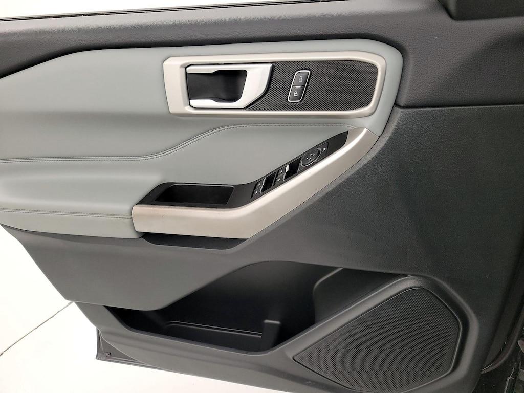 used 2022 Ford Explorer car, priced at $31,998