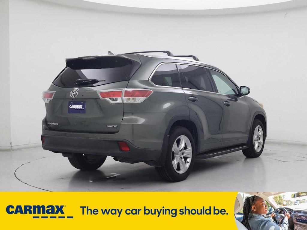used 2015 Toyota Highlander car, priced at $27,998
