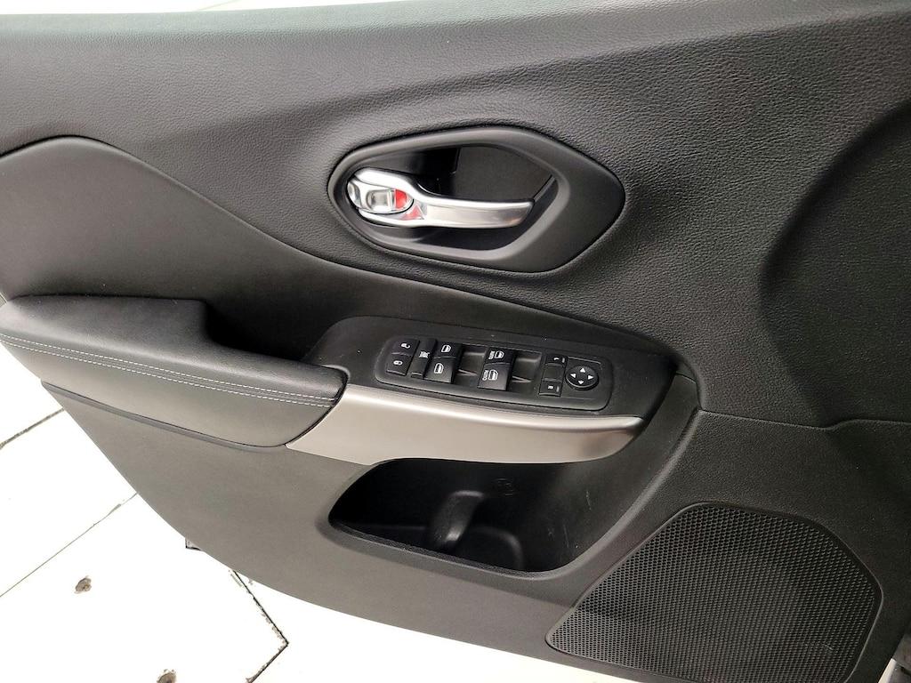 used 2019 Jeep Cherokee car, priced at $17,998