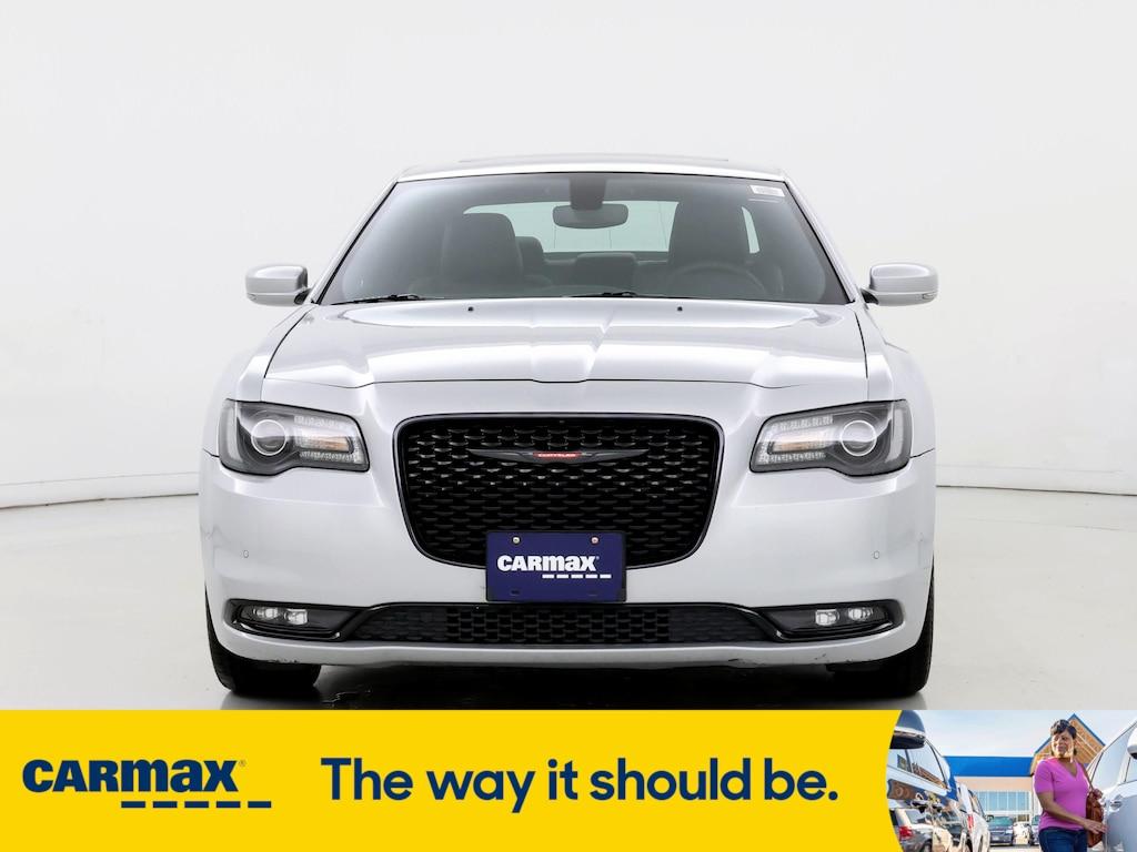 used 2023 Chrysler 300 car, priced at $26,998