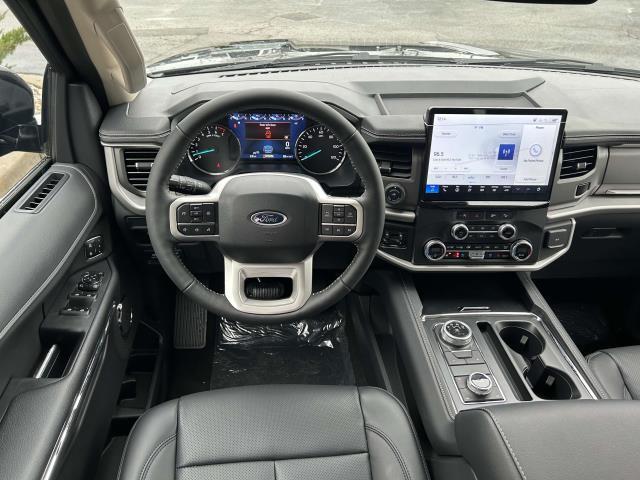 new 2024 Ford Expedition car, priced at $61,000