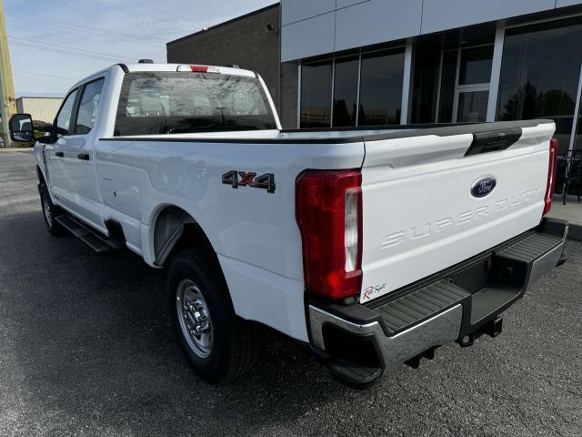 new 2025 Ford F-250 car, priced at $62,000