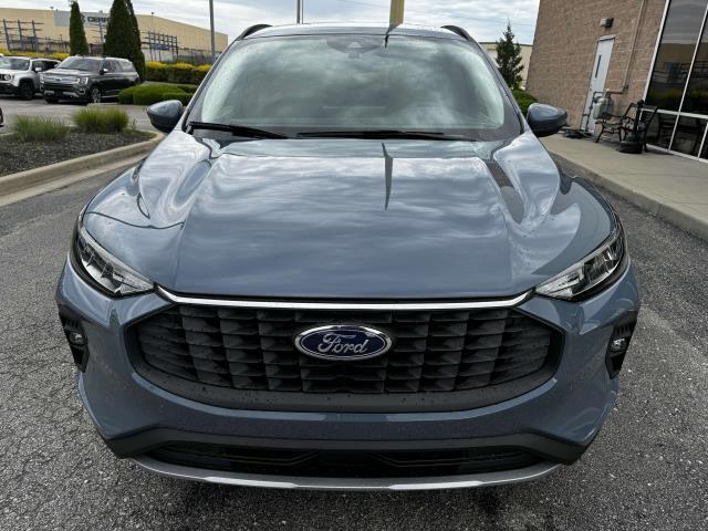 new 2025 Ford Escape PHEV car, priced at $32,500