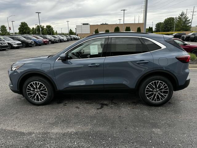 new 2025 Ford Escape PHEV car, priced at $32,500