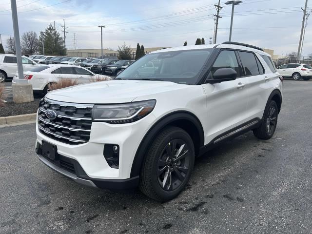 new 2025 Ford Explorer car, priced at $47,500