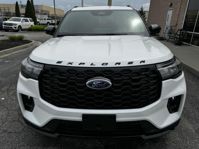 new 2025 Ford Explorer car, priced at $49,492
