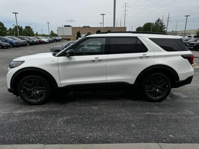new 2025 Ford Explorer car, priced at $49,492