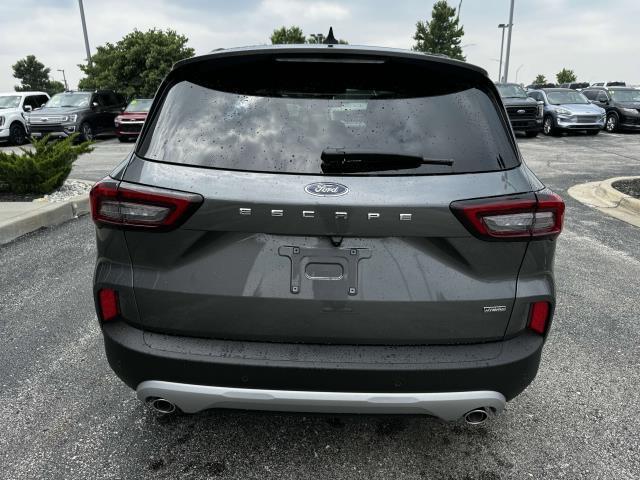 new 2025 Ford Escape PHEV car, priced at $32,200