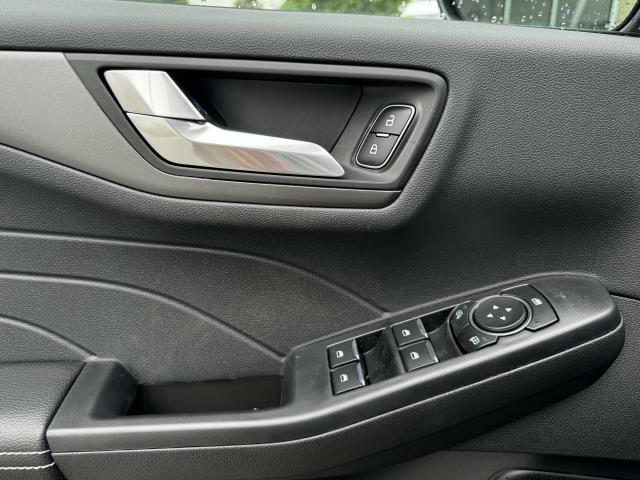 new 2025 Ford Escape PHEV car, priced at $32,200