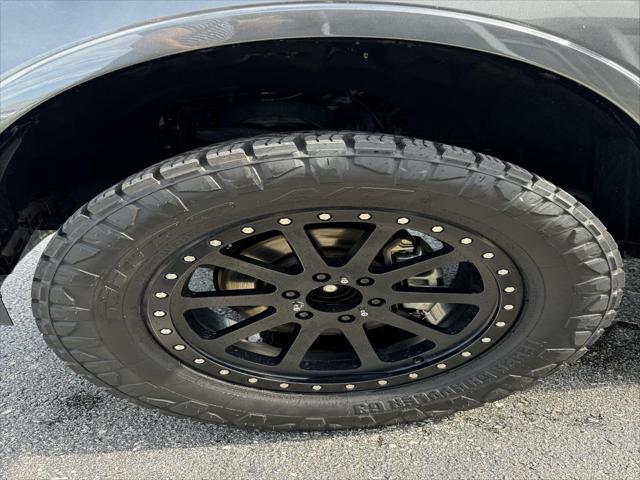 used 2018 Ford F-150 car, priced at $33,000