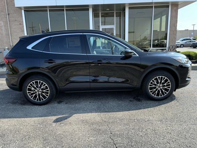 new 2024 Ford Escape car, priced at $40,500