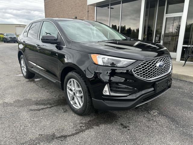 new 2024 Ford Edge car, priced at $37,500