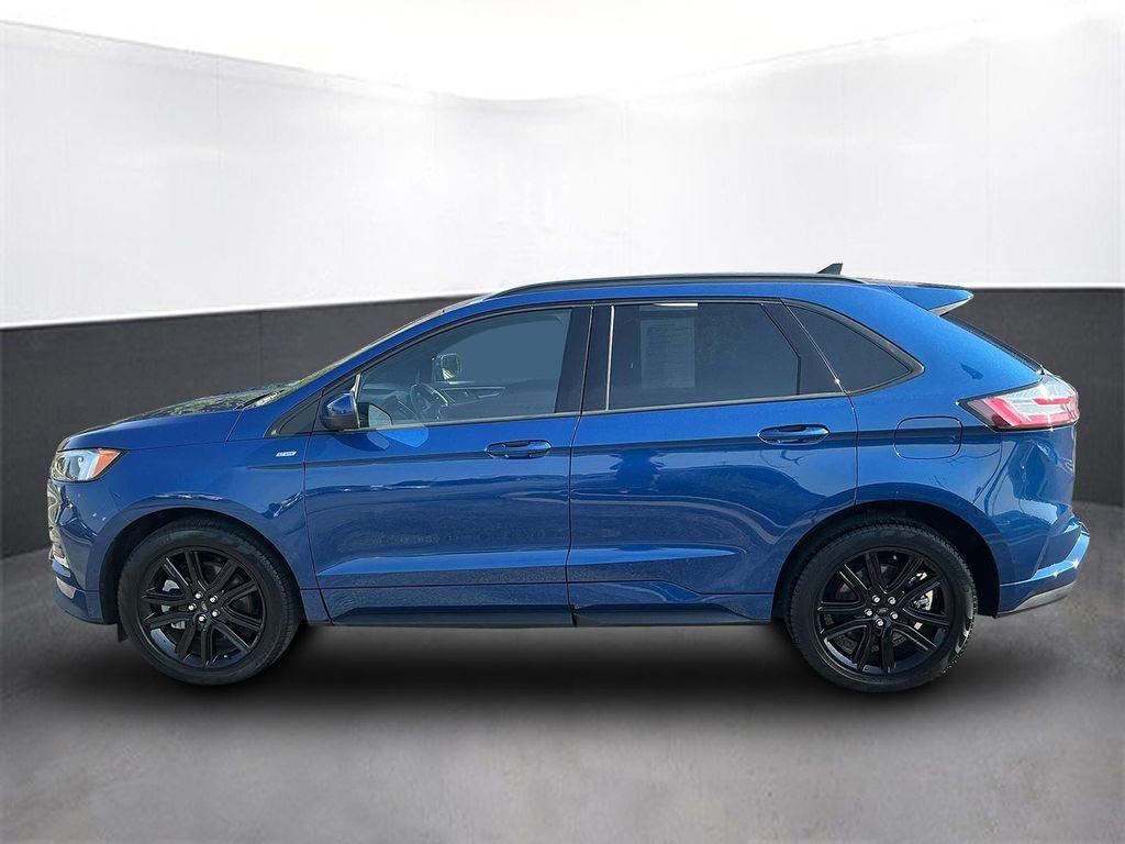used 2022 Ford Edge car, priced at $28,000