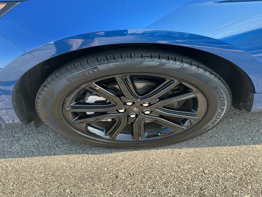used 2022 Ford Edge car, priced at $28,000