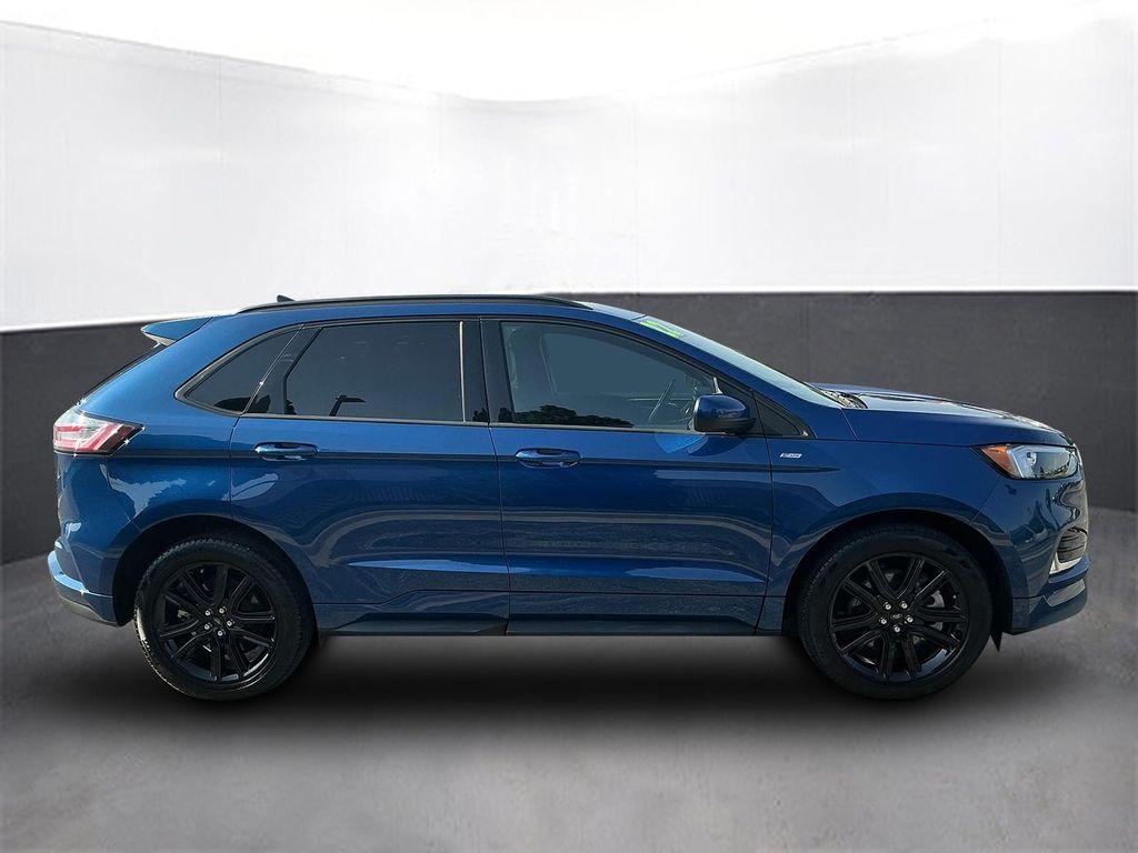used 2022 Ford Edge car, priced at $28,000