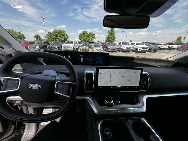 new 2025 Ford Expedition car, priced at $79,730