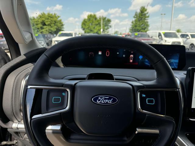 new 2025 Ford Expedition car, priced at $79,730