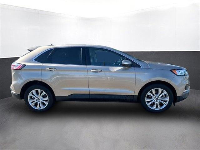 used 2021 Ford Edge car, priced at $29,000