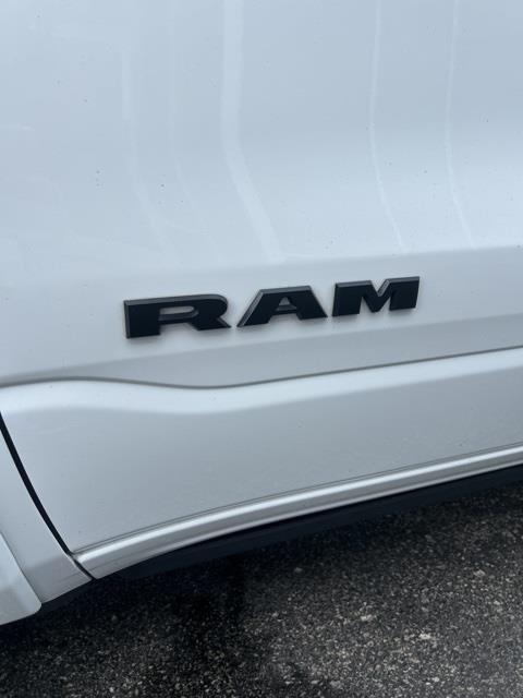 used 2022 Ram 1500 car, priced at $40,000