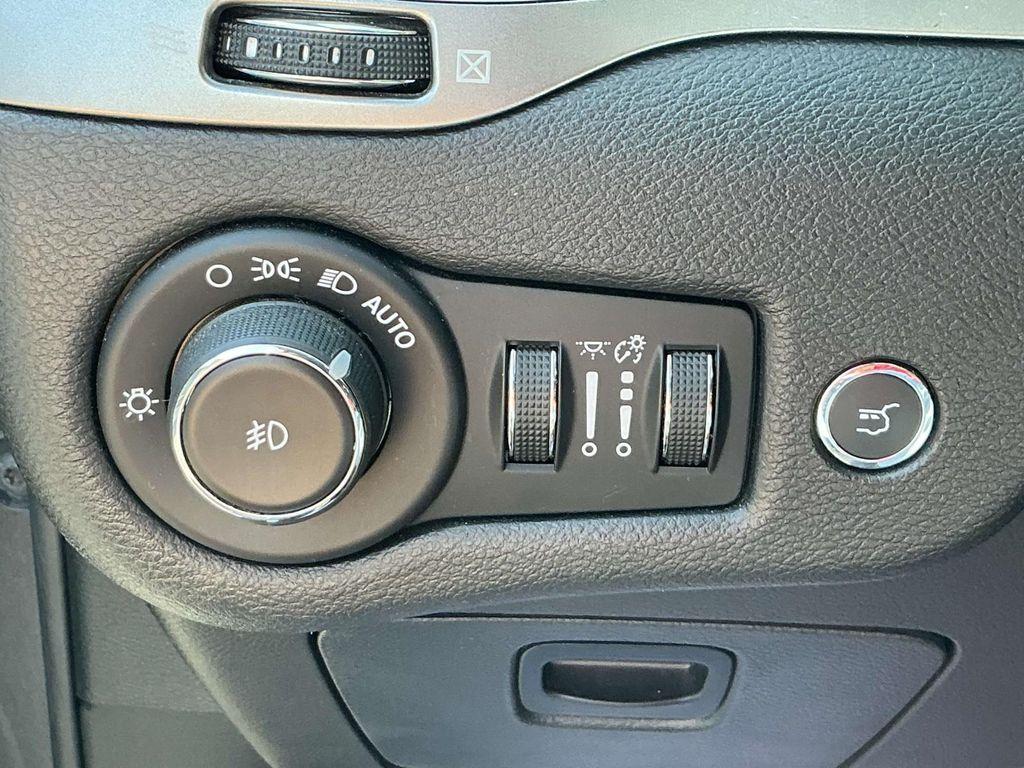 used 2019 Jeep Cherokee car, priced at $20,000