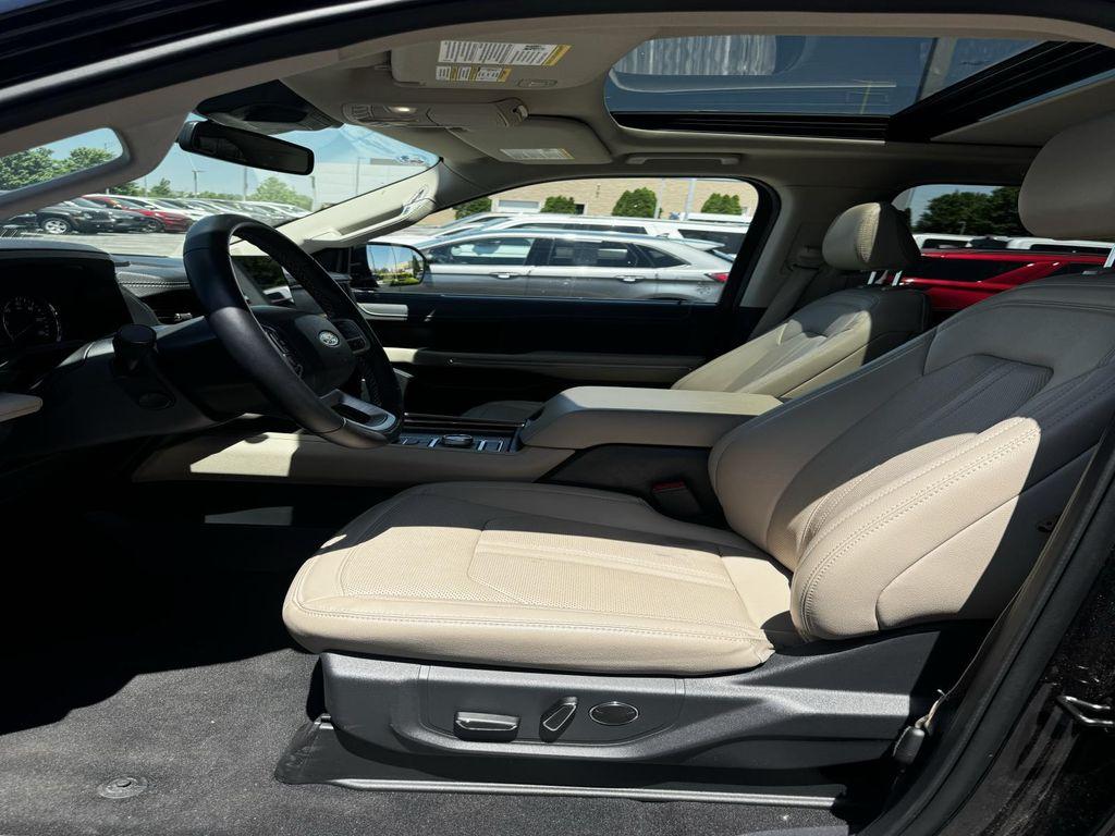 used 2024 Ford Expedition Max car, priced at $58,075