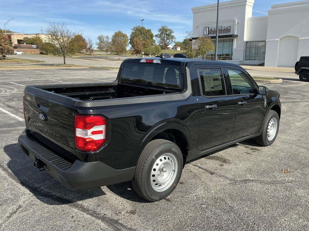new 2025 Ford Maverick car, priced at $27,488