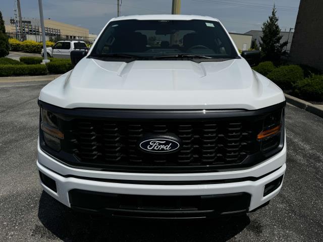 new 2025 Ford F-150 car, priced at $46,000