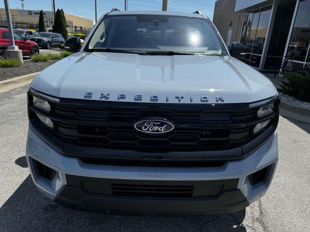 new 2025 Ford Expedition Max car, priced at $75,700