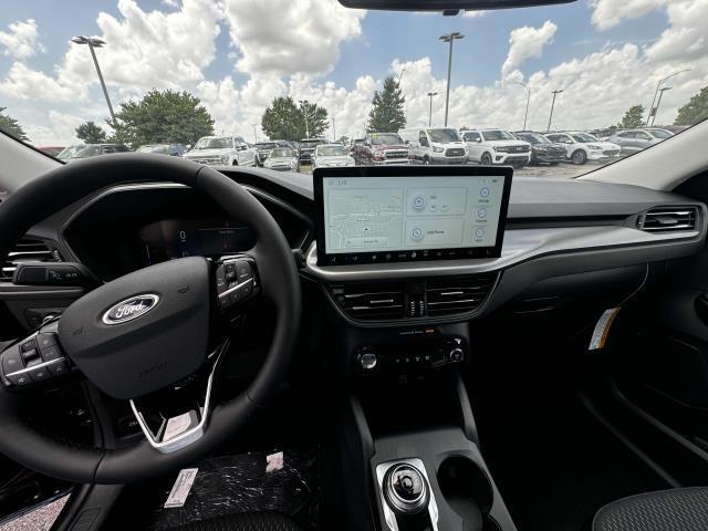 new 2025 Ford Escape PHEV car, priced at $32,000