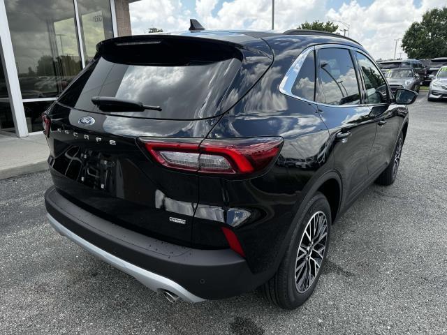 new 2025 Ford Escape PHEV car, priced at $32,000