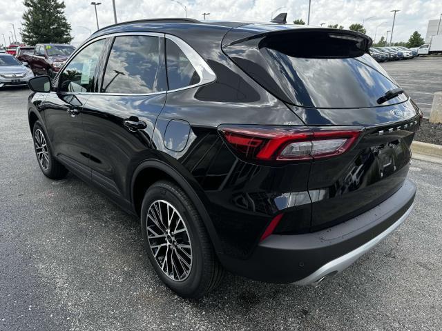 new 2025 Ford Escape PHEV car, priced at $32,000