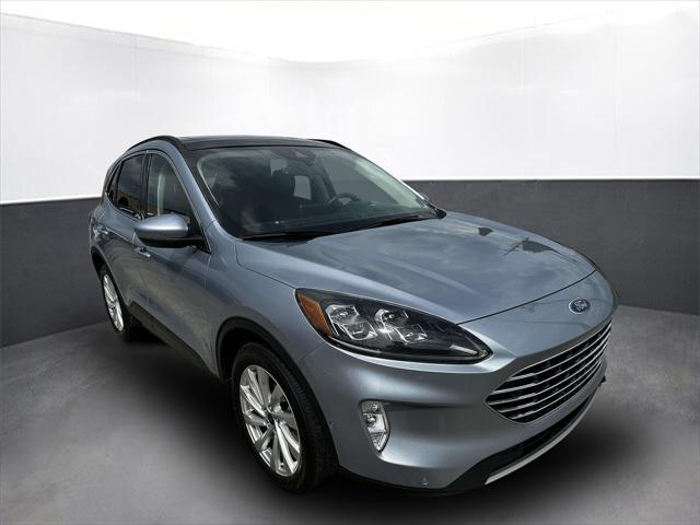 used 2022 Ford Escape car, priced at $29,000