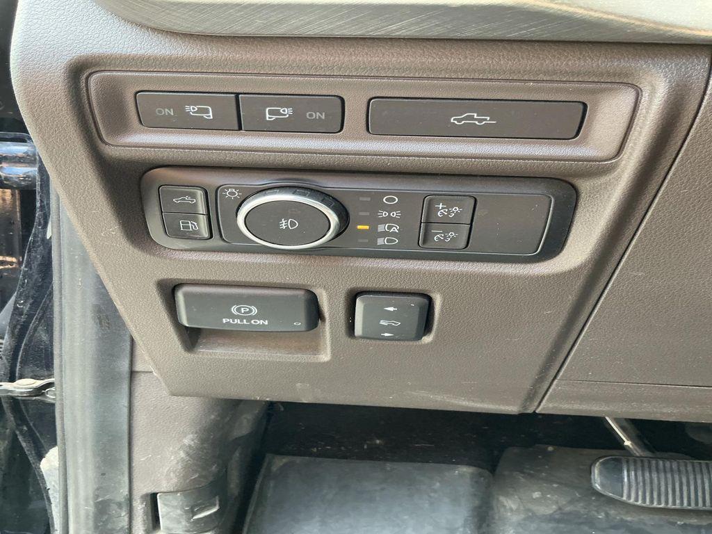 used 2022 Ford F-150 car, priced at $39,000