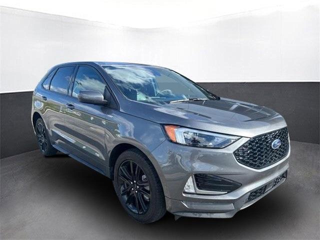 used 2022 Ford Edge car, priced at $29,800