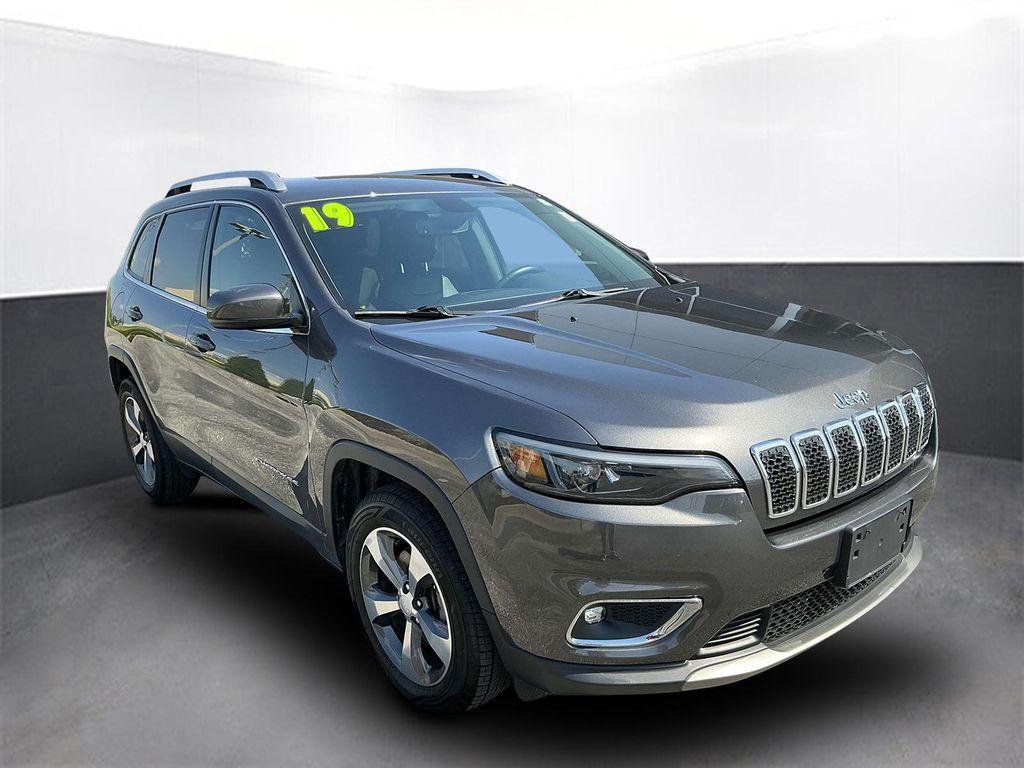 used 2019 Jeep Cherokee car, priced at $15,750