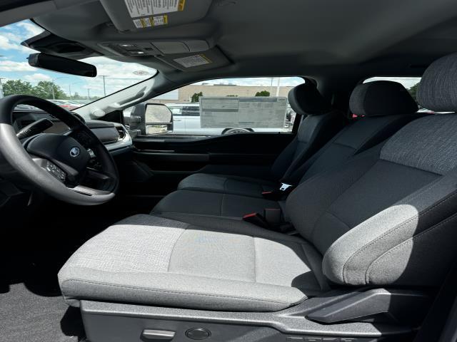 new 2025 Ford F-350 car, priced at $65,000