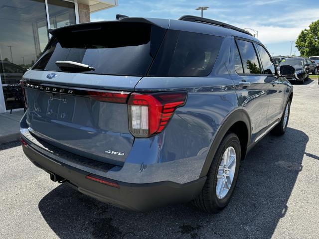 new 2025 Ford Explorer car, priced at $40,000