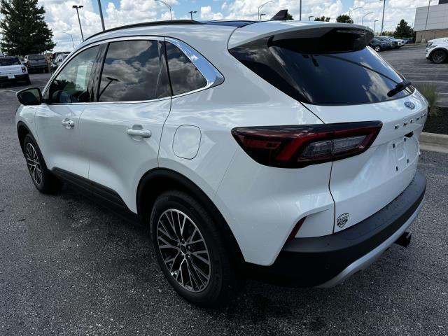 new 2025 Ford Escape PHEV car, priced at $38,250