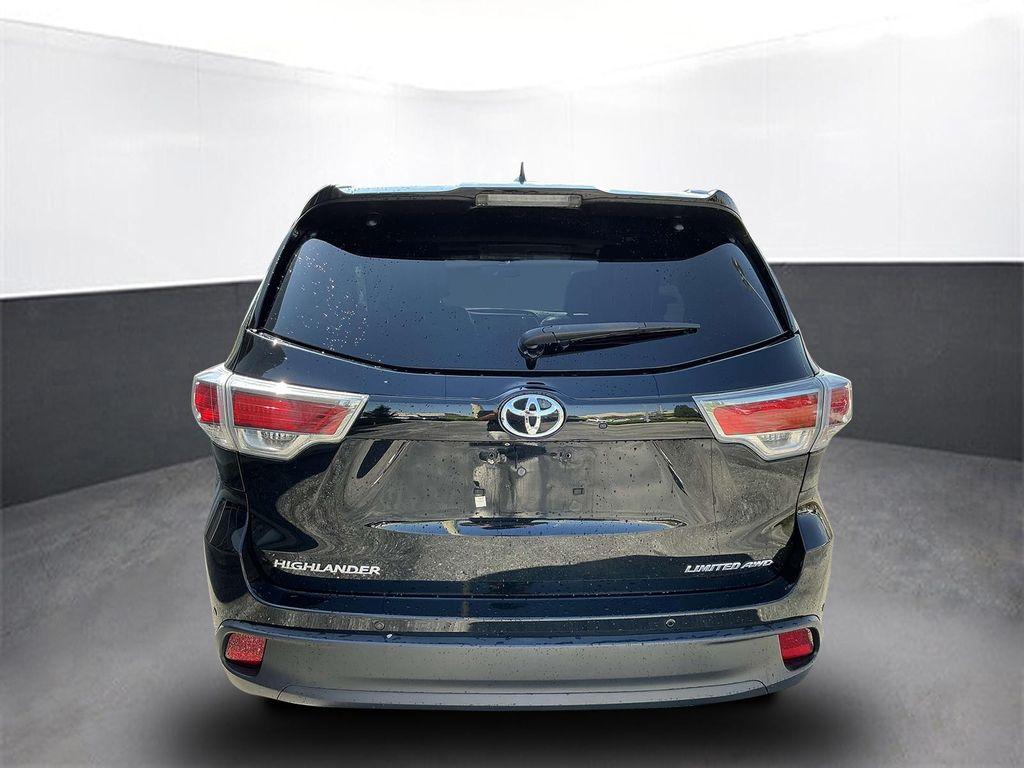 used 2014 Toyota Highlander car, priced at $21,000
