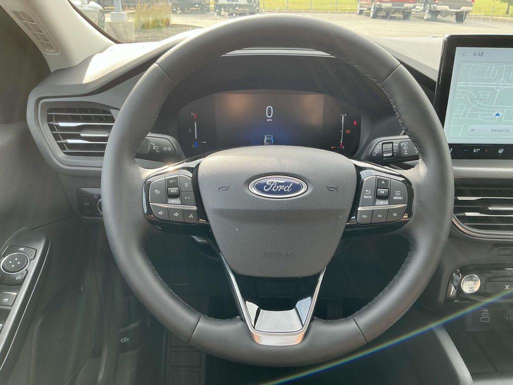 new 2025 Ford Escape car, priced at $29,500