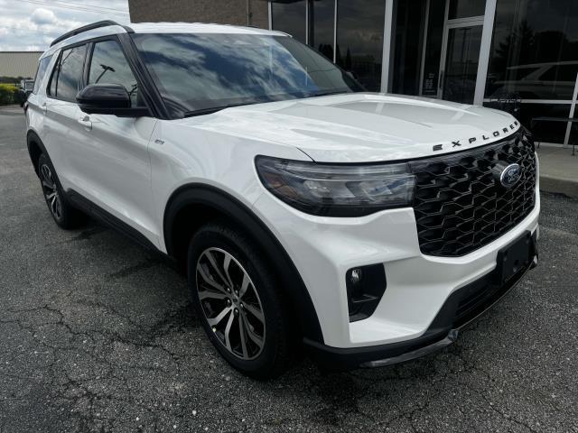 new 2025 Ford Explorer car, priced at $45,864