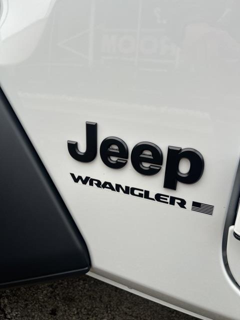 used 2025 Jeep Wrangler car, priced at $32,000