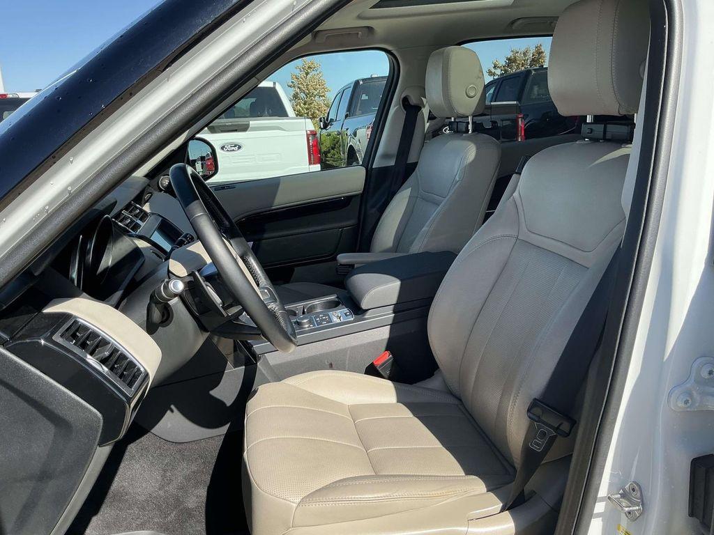 used 2019 Land Rover Discovery car, priced at $18,000