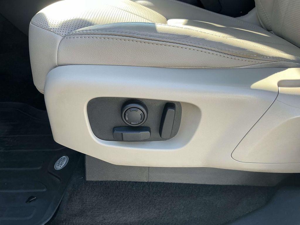 used 2019 Land Rover Discovery car, priced at $18,000