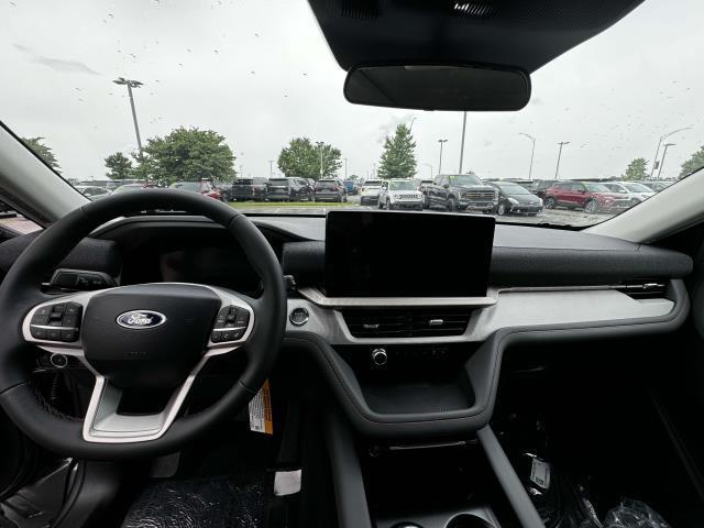 new 2025 Ford Explorer car, priced at $46,000