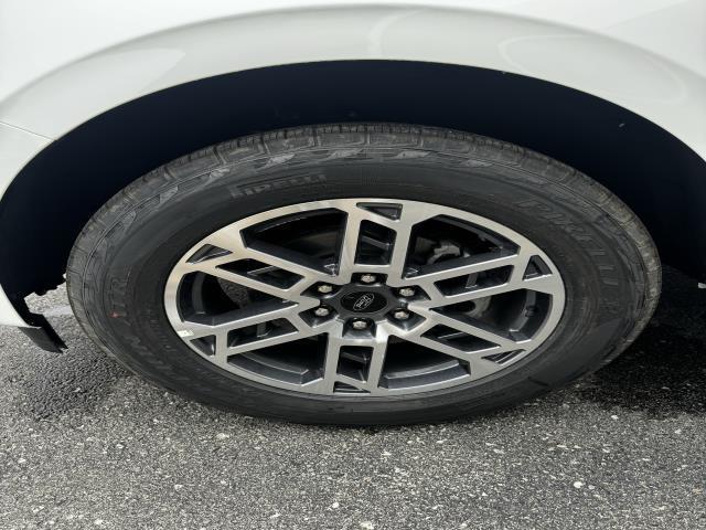 new 2025 Ford Expedition Max car, priced at $75,650