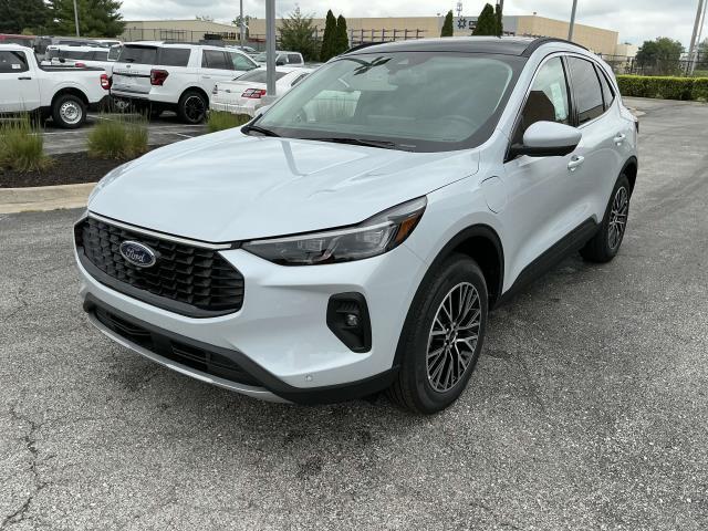 new 2025 Ford Escape PHEV car, priced at $37,000