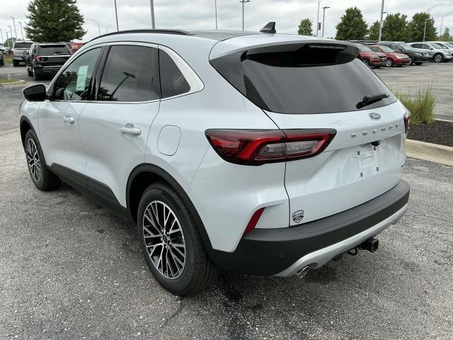 new 2025 Ford Escape PHEV car, priced at $37,000