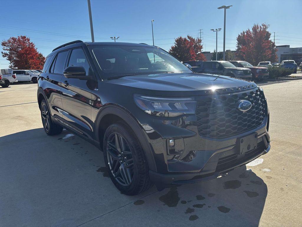 new 2025 Ford Explorer car, priced at $49,500