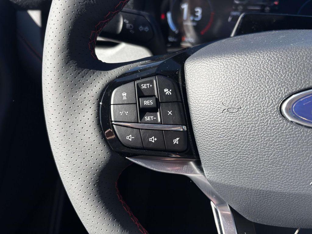 new 2025 Ford Explorer car, priced at $49,500